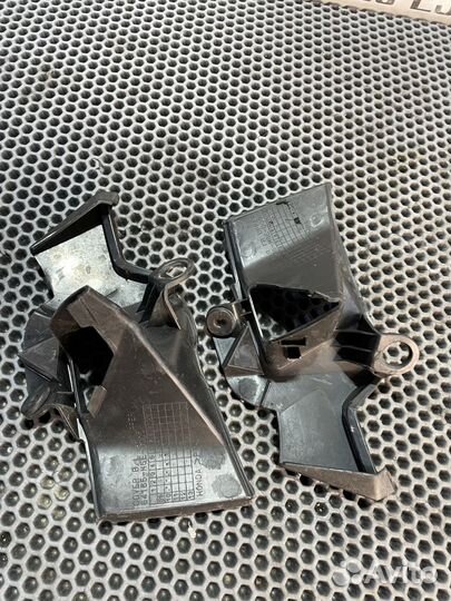 Пластик внутренний Honda vfr 1200 2010-16