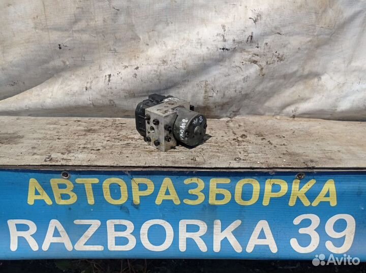 VW Passat B5 Блок ABS 8E0614111AB
