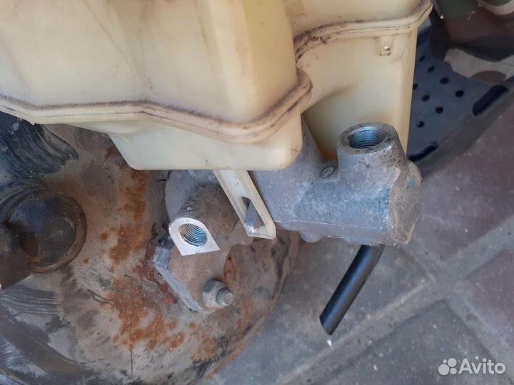 Бмв е53 главный тормозной цилиндр