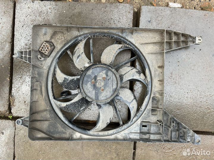 Диффузор в сборе рено логан сандеро