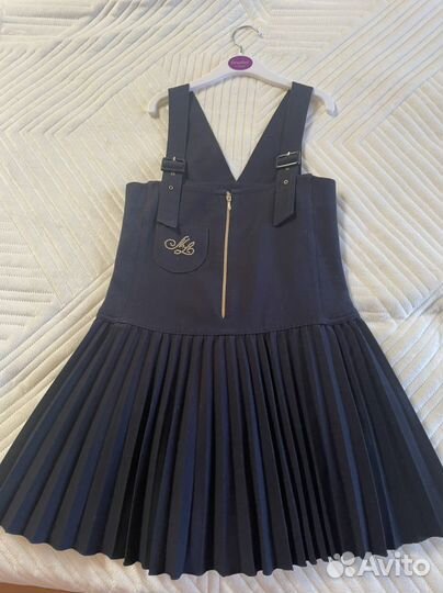 Форма школьная синяя 8-9 лет