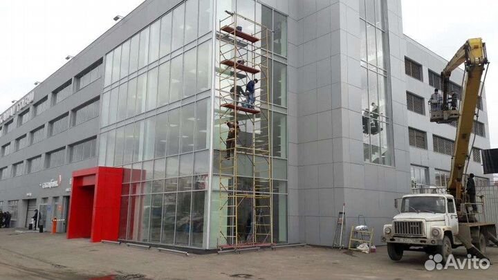 Мойка фасадов и витрин