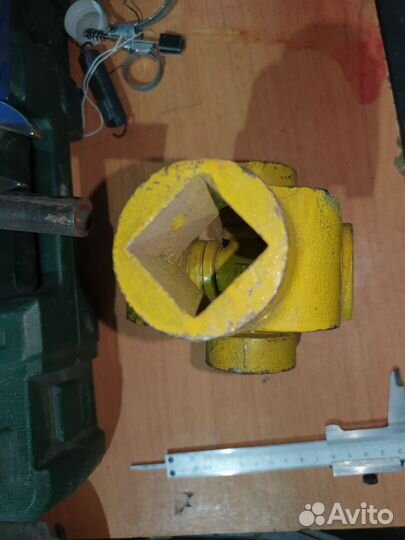 Шарнир на трактор