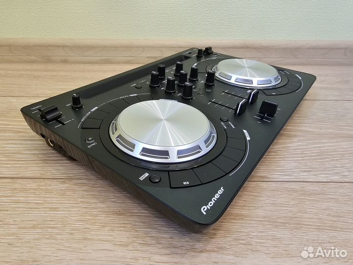 DJ-контроллер Pioneer DDJ WeGo 3-K