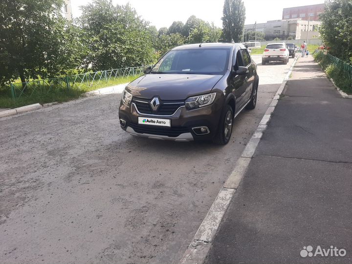 Renault Logan Stepway 1.6 МТ, 2019, 208 000 км