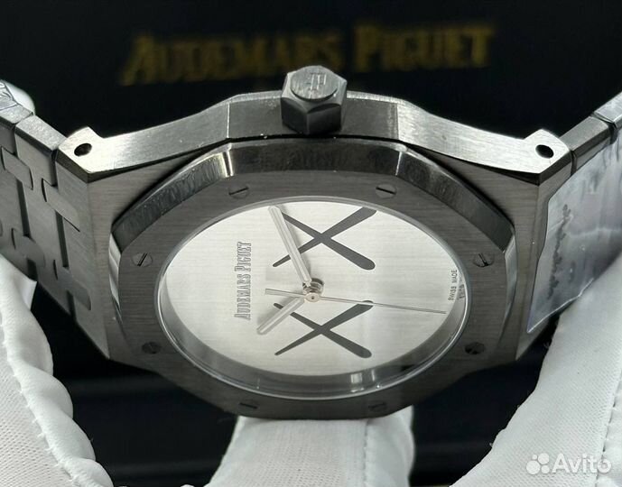Часы Audemars Piguet kaws XX