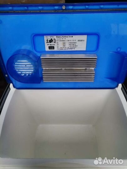 Автомобильный холодильник