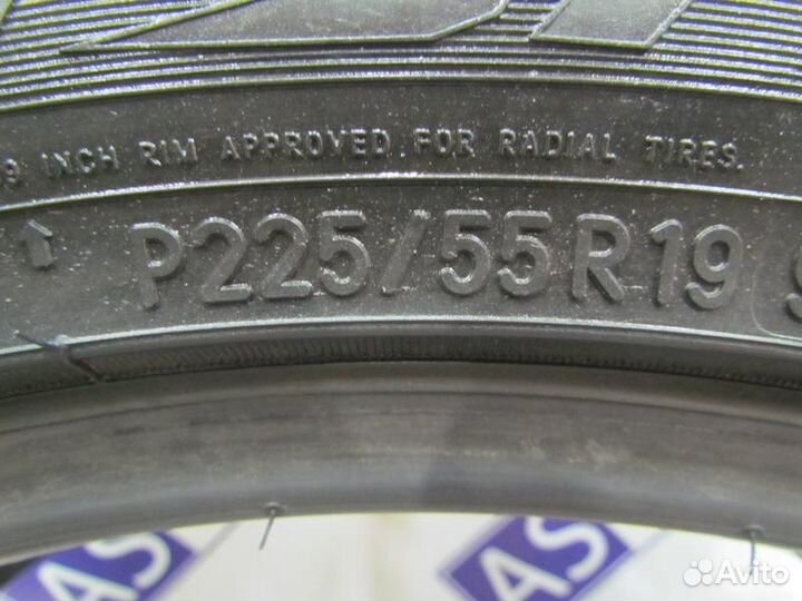 Toyo Observe GSi-5 225/55 R19 92N