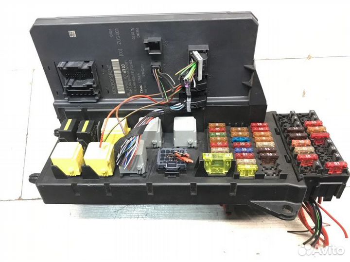 Блок предохранителей Mercedes Sprinter W906