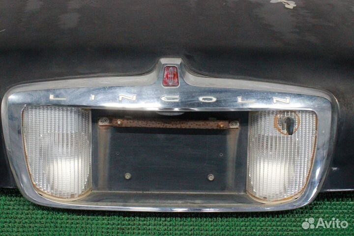 Крышка багажника Lincoln Town Car 3