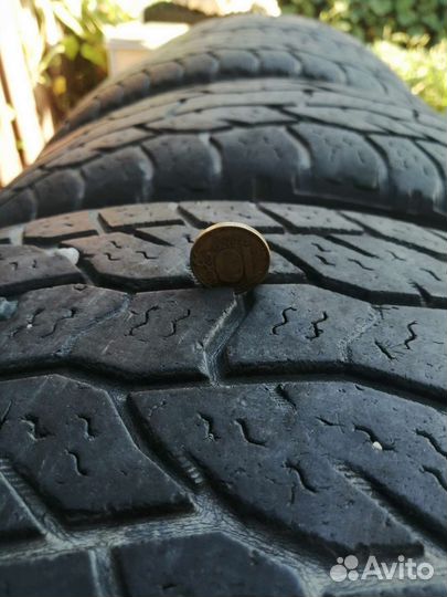 America Los Angeles LA 866 235/65 R17