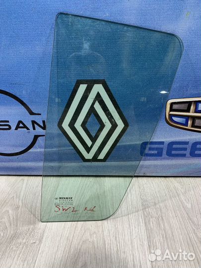 Форточка стекло двери Renault sandero stepway 2 Ле