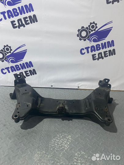 Подрамник передний Nissan Almera 2001-2012