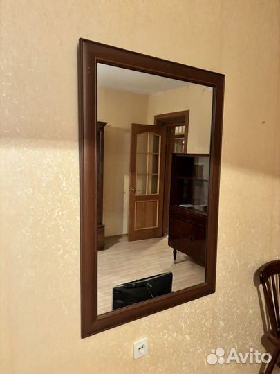 Зеркало настенное