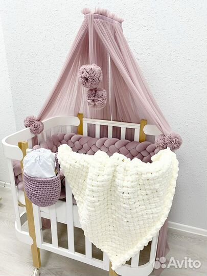 Комплект в кроватку с бортиками