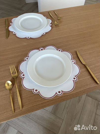 Салфетки сервировочные новые