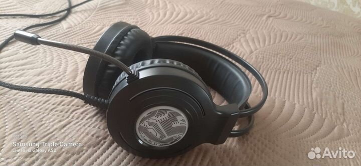 Игровые наушники с микрофоном