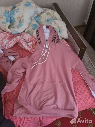 Спортивные костюмы