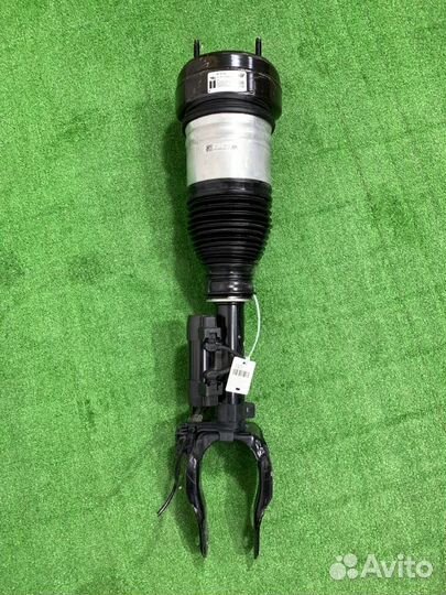 Амортизатор передний левый Mercedes-Benz Gle-Class