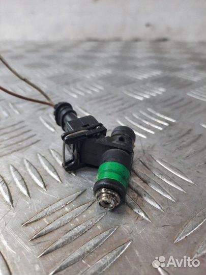 Форсунка Renault Scenic минивен 2.0 F4R770 2007