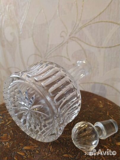 Графин хрустальный
