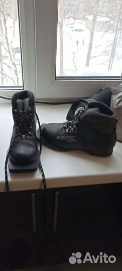 Лыжные ботинки классические 33размер