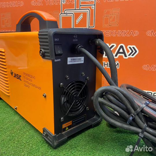 Сварочный инвертор Сварог real TUG 200 W223