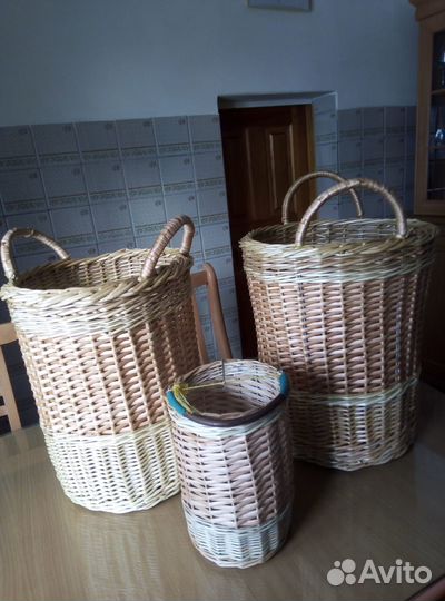 Корзина плетеная из лозы ивы