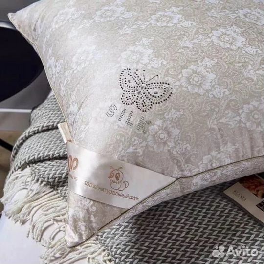 Одеяло и подушка всесезонные шелк