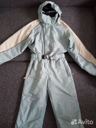 Горнолыжный комбинезон.комбинезон для сноуборда