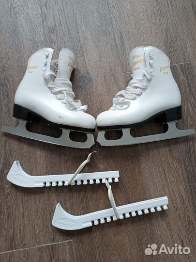 Коньки фигурные детские Graf Davos Gold