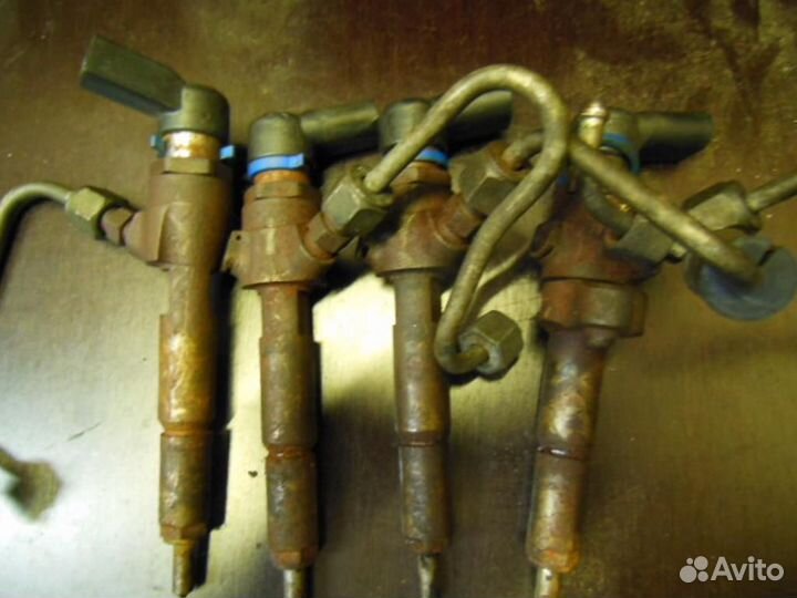 Форсунка топливная Ford Tourneo Connect