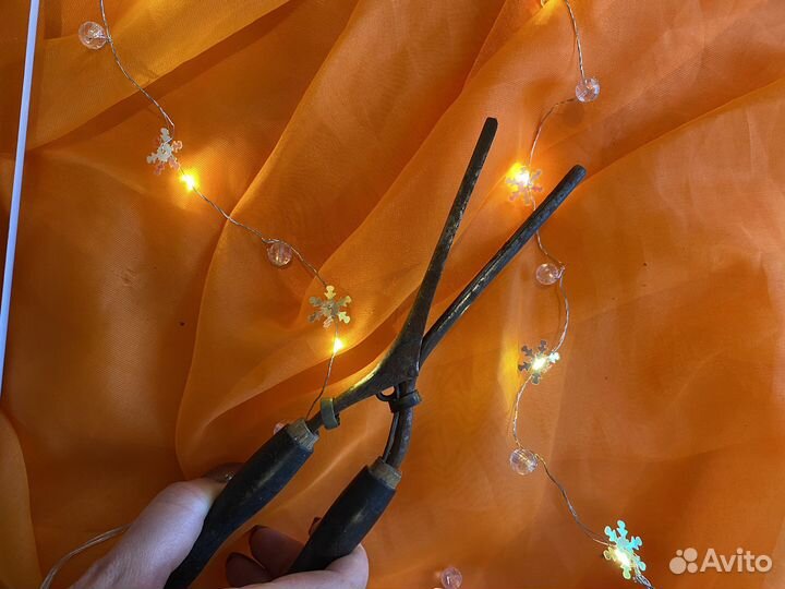 Старинные щипчики для завивки волос