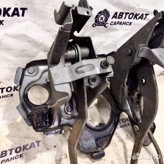 Педальный узел Daewoo Nexia