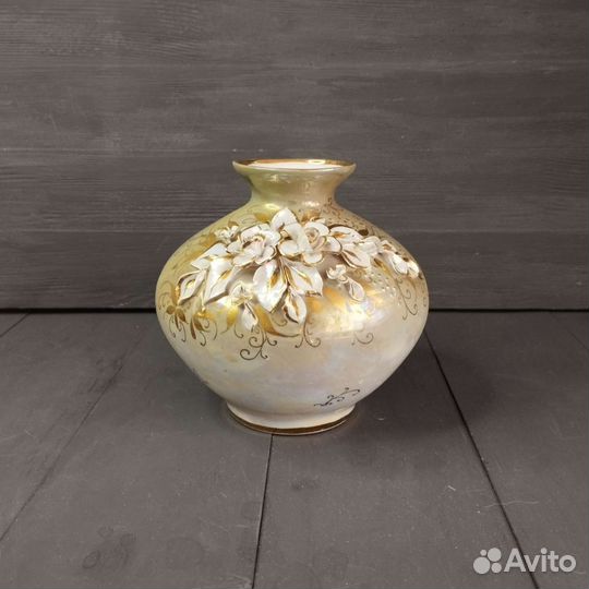 Керамическая ваза