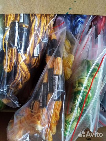 Нитки мулине в ассортименте