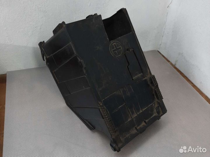 Кожух аккумулятора ситроен с4 пикассо