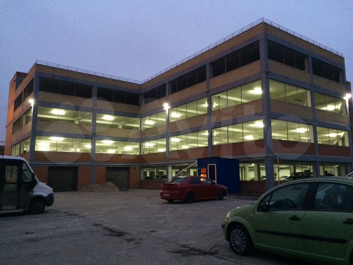 Машиноместо, 15 м²
