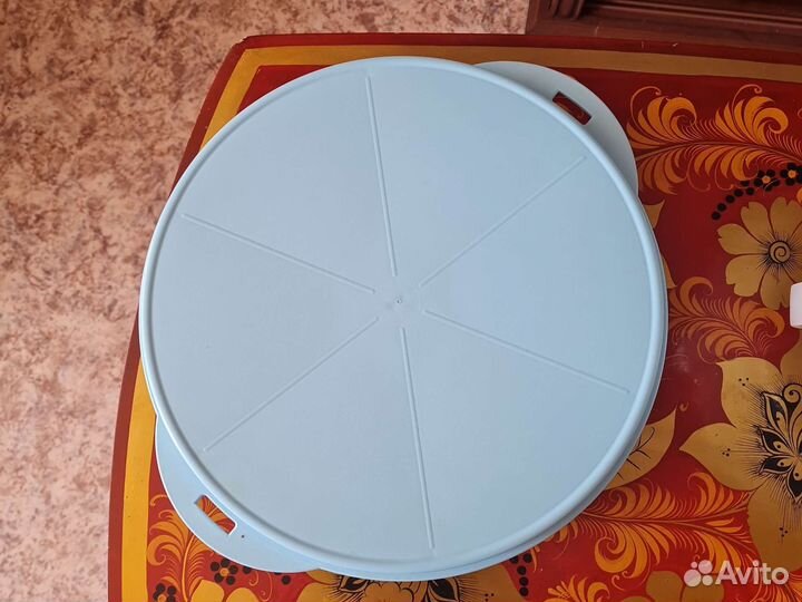 Тортница с крышкой Tapperware