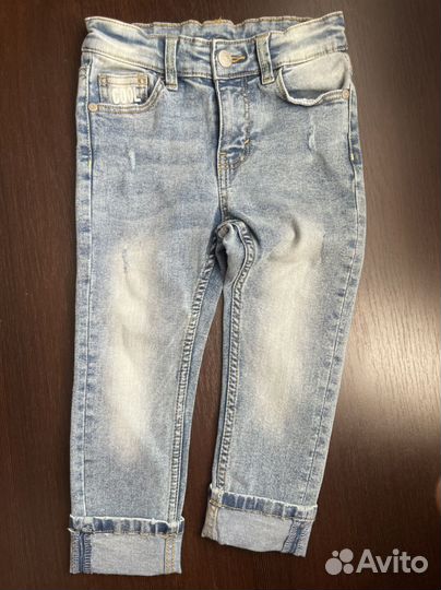 Джинсы новые