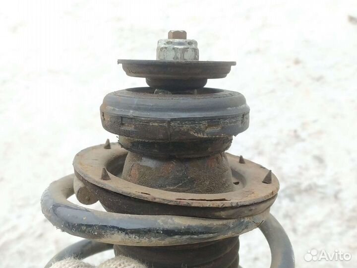 Передняя правая стойка chevrolet aveo т200