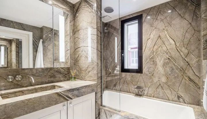 1-к. квартира, 88 м², 11/12 эт.