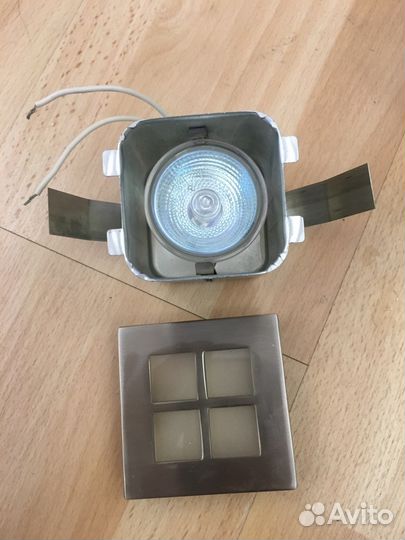 Встраиваемый светильник