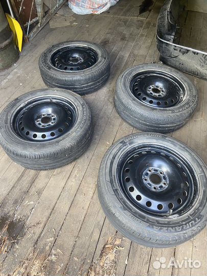 Колеса в сборе r16 летние 205 55