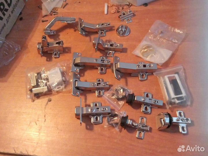 Петля мебельная