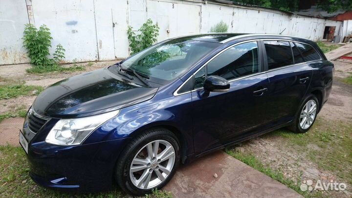 Toyota Avensis 2.0 МТ, 2009, 275 000 км