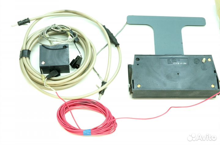 Антенна активная универсальная ав-2404-01