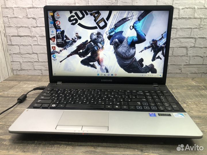 Игровой ноутбук Samsung intel/SSD/2Видеокарты