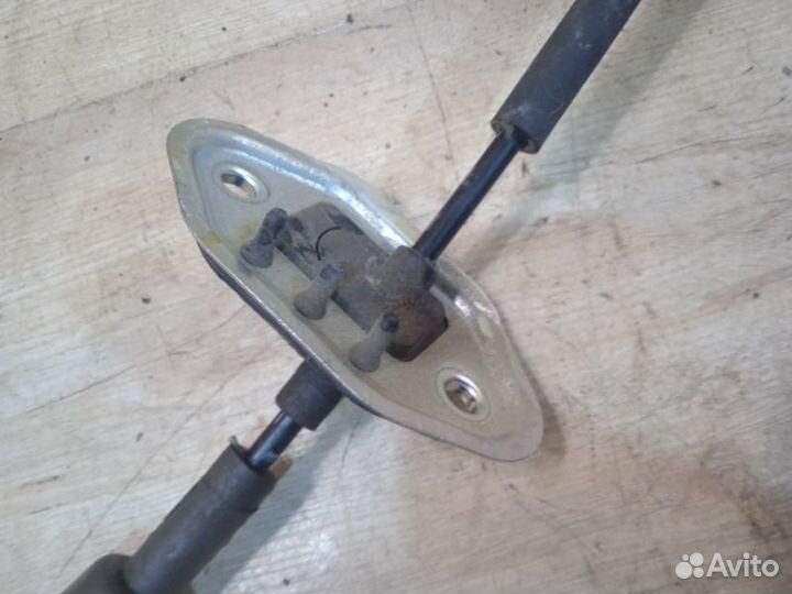 Трос кпп Hyundai Solaris sedan 1.6 2011