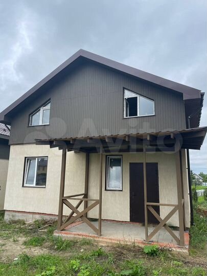 Дом 136 м² на участке 4 сот.